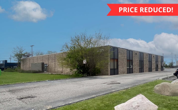 image of property at 32371 DEQUINDRE RD Madison Heights MI 48071-1594