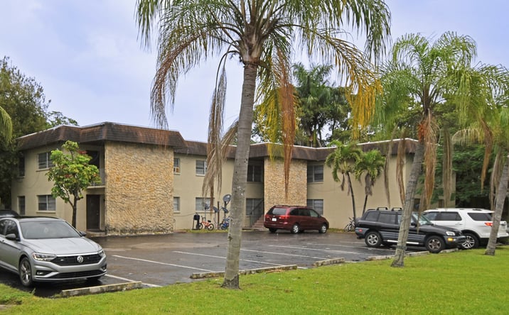 image of property at 4331 GLENWOOD AVE Fort Myers FL 33905