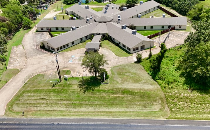 Pictures of Senior Living, Special Purpose property located at 8579 State Hwy 31 W, Athens, TX 75751 for sales - image #1