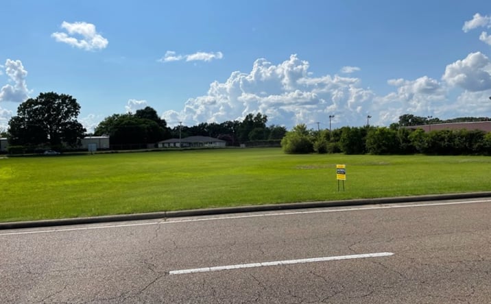 Pictures of Land property located at 1223 Highway 51, Madison, MS 39110, 1235 US-51, Madison, MS 39110 for sales - image #1