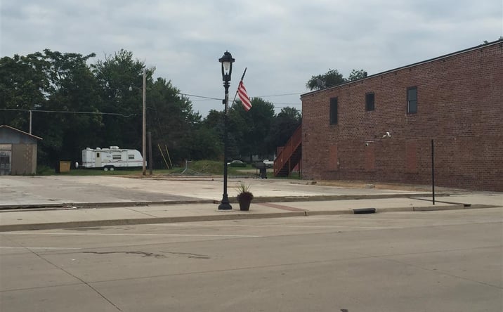 Pictures of Land property located at 118 N PROSPECT Street, Cambridge, IL 61238 for sales - image #1