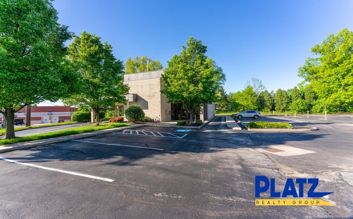 Pictures of Retail, Office property located at 5845 Youngstown Warren Rd, Niles, OH 44446 for sales - image #1