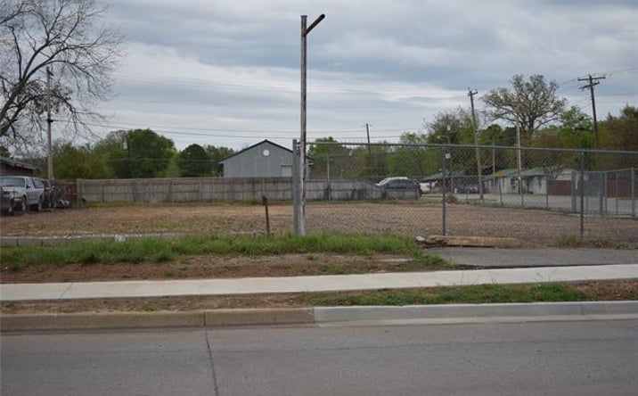 Pictures of Industrial, Land property located at 301 N Cedar Avenue, Tahlequah, OK 74464 for sales - image #1