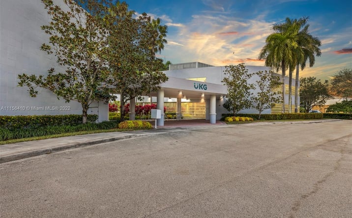 Pictures of Office property located at 1455 N Park Dr, Weston, FL 33326 for sales - image #1