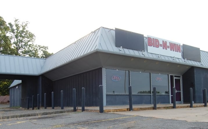 Pictures of Retail property located at 3730 Brookshire Blvd, Charlotte, NC 28216 for sales - image #1