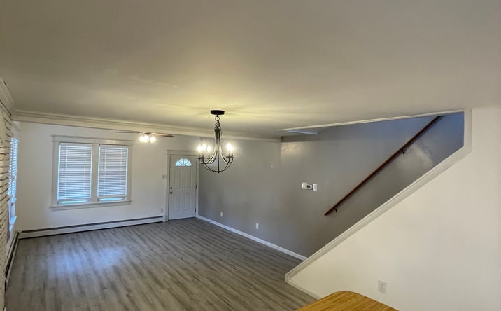 Pictures of Multifamily property located at 104 W Oak Ln, Glenolden, PA 19036 for sales - image #1