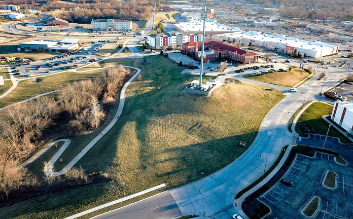 Pictures of Land property located at N Pointe Rd, St Joseph, MO 64506 for sales - image #1