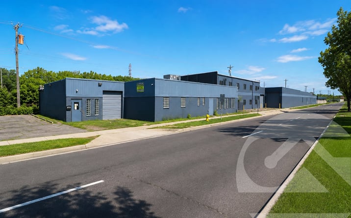Pictures of Industrial property located at 880 W Jefferson Ave, Trenton, MI 48183 for sales - image #1