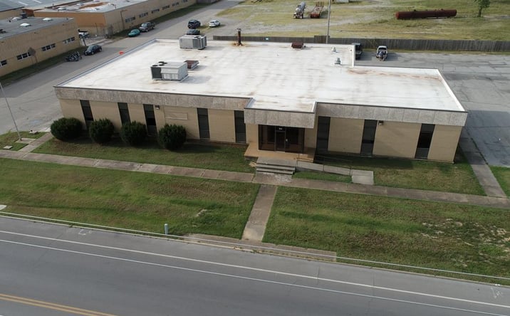 Pictures of Office property located at 824 E 4th Street, Pittsburg, KS 66762 for sales - image #1