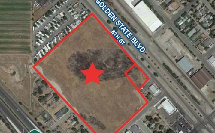 Pictures of Land property located at 304 N 8th St, Fowler, CA 93625 for sales - image #1