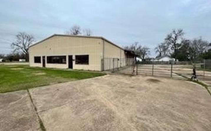 Pictures of Special Purpose, Land property located at 2030 RAPIDES Avenue, Alexandria, LA 71301 for sales - image #1