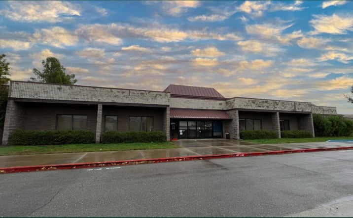 Pictures of Mixed Use property located at 1101 Twin View Blvd, Redding, CA 96003 for sales - image #1