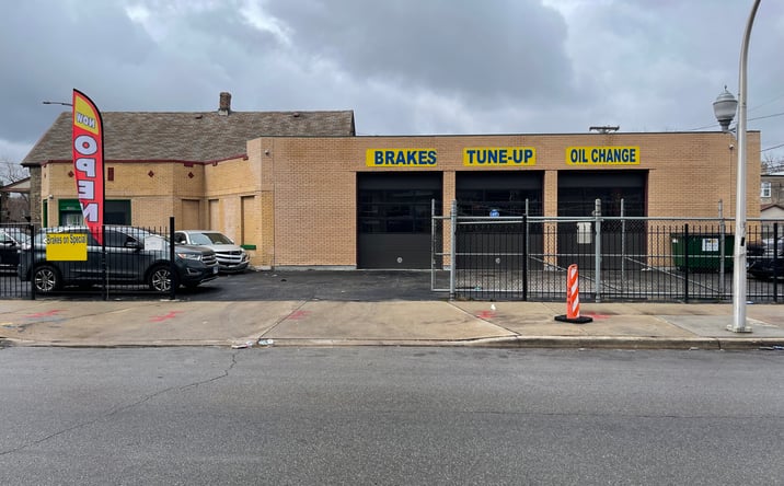 Pictures of Retail property located at 3800 W Division St, Chicago, IL 60651 for sales - image #1
