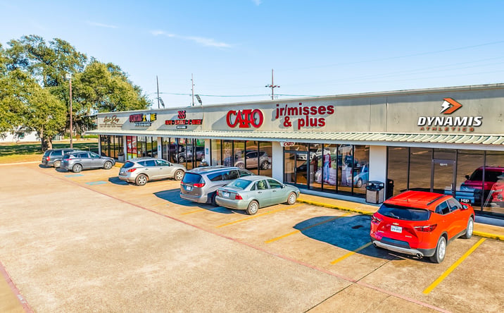 Pictures of Retail property located at 1311 S Jackson St, Jacksonville, TX 75766 for sales - image #1