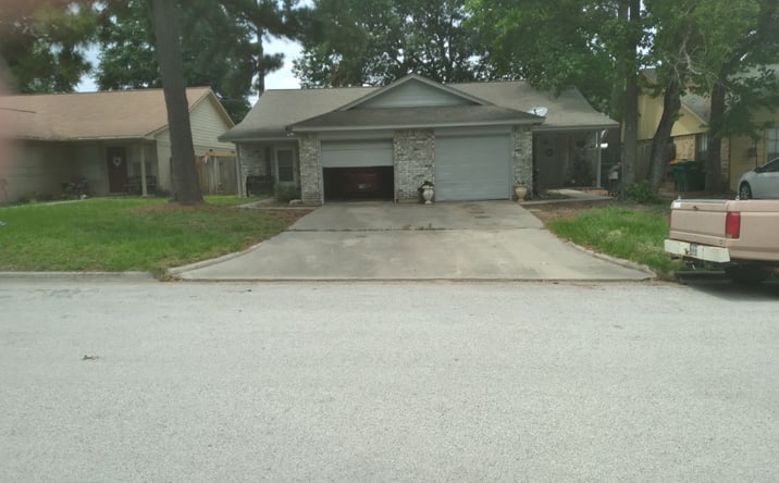Pictures of Multifamily property located at 1729 Hazelwood St, Conroe, TX 77301 for sales - image #1