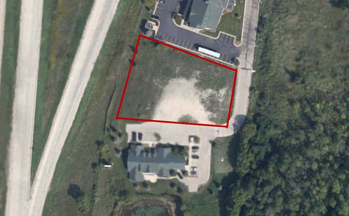 Pictures of Land property located at 2050 Gateway Ct, West Bend, WI 53095 for sales - image #1