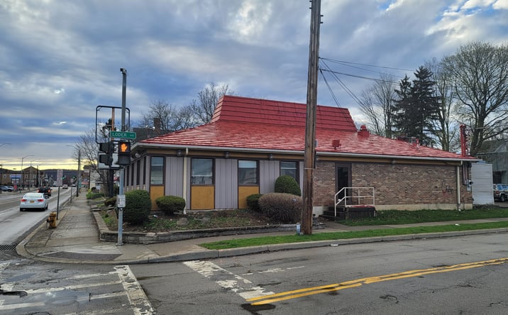 Pictures of Retail property located at 207 E Main St, Endicott, NY 13760 for sales - image #1