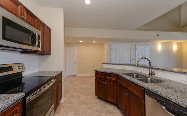 Pictures of Multifamily, Office property located at 200 Fountains Ln, Poquoson, VA 23662 for sales - image #1