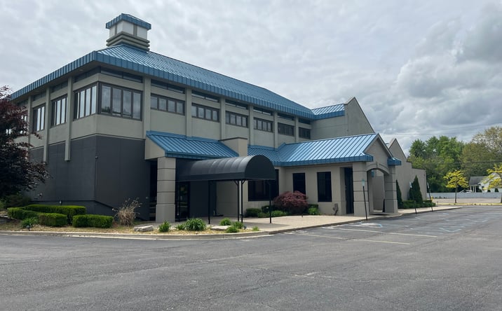 Pictures of Mixed Use, Retail, Special Purpose property located at 36217 Southbound Gratiot Ave, Clinton Twp, MI 48035 for sales - image #1