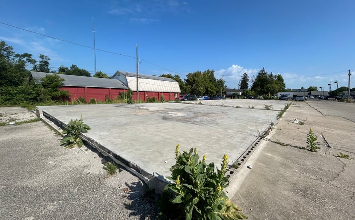 Pictures of Land property located at 1006 S Walnut St, Bloomington, IN 47401 for sales - image #1