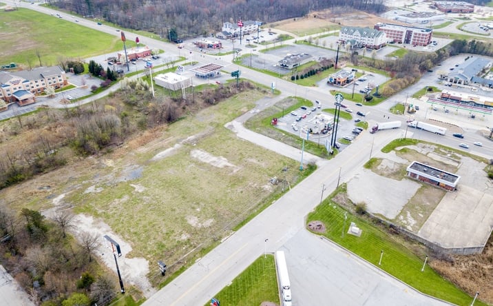 Pictures of Land property located at 5431 Seventy Six Dr, Austintown, OH 44515 for sales - image #1