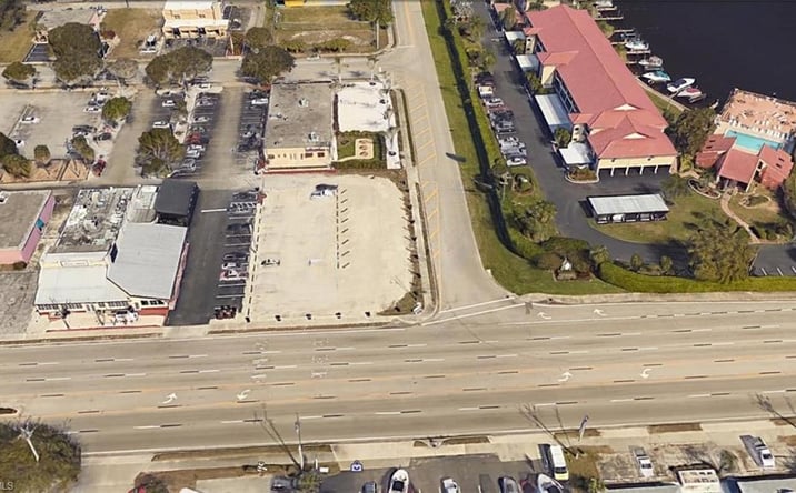 Pictures of Retail, Multifamily, Office, Hospitality property located at 1725 Cape Coral Pkwy E, Cape Coral, FL 33904 for sales - image #1