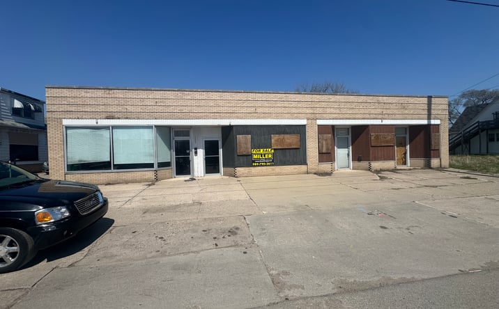 Pictures of Retail property located at 2600 State Street, Saginaw, MI 48602 for sales - image #1
