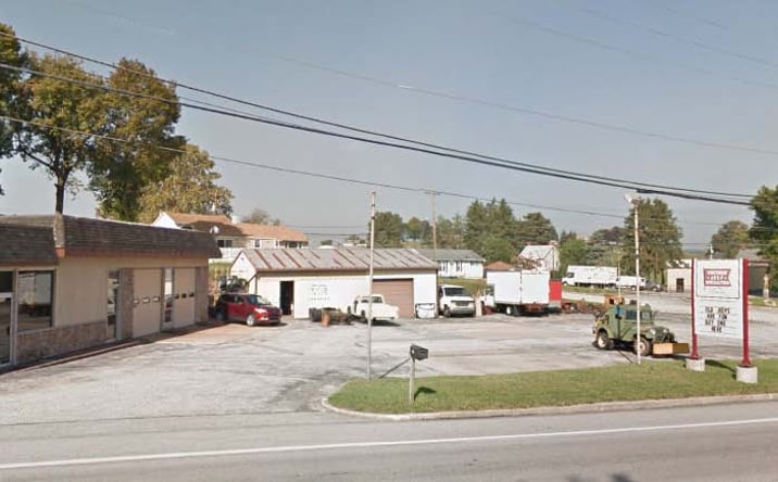Pictures of Retail property located at 2024 N George St, York, PA 17404 for sales - image #1