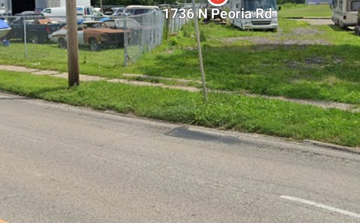 Pictures of Land, Mixed Use, Office, Retail, Special Purpose property located at 1736 N Peoria Rd, Springfield, IL 62702 for sales - image #1