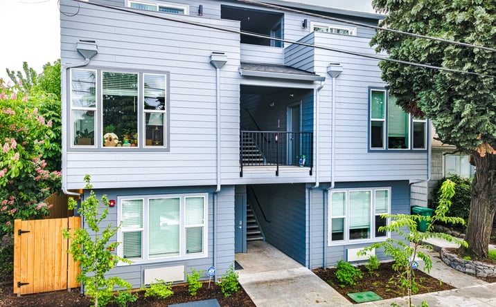 Pictures of Multifamily property located at 7206 N Saint Louis Ave, Portland, OR 97203 for sales - image #1