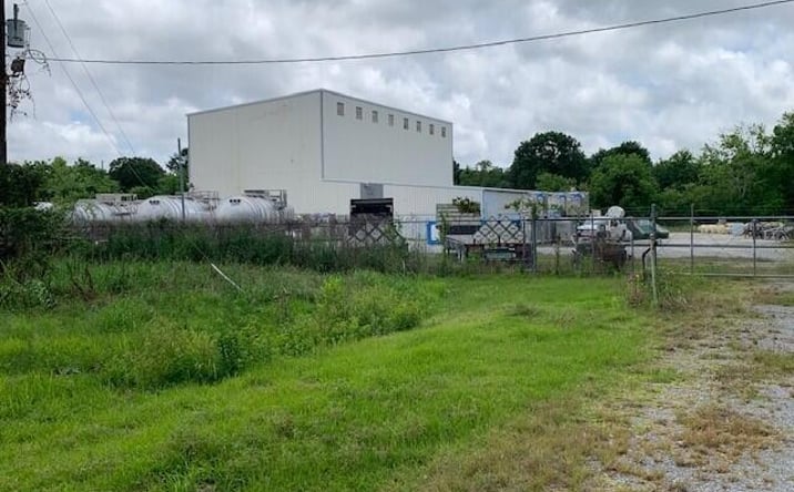Pictures of Industrial property located at 3416 Veterans Memorial Drive, Abbeville, LA 70510 for sales - image #1