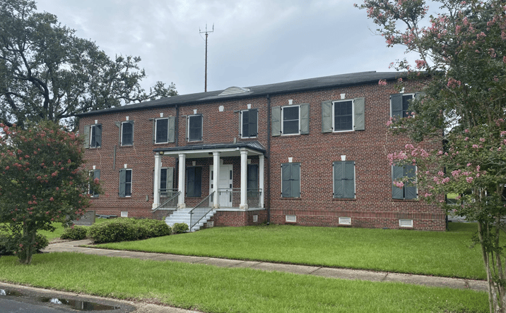 image of property at 3819 PATTERSON DR New Orleans LA 70114-1806