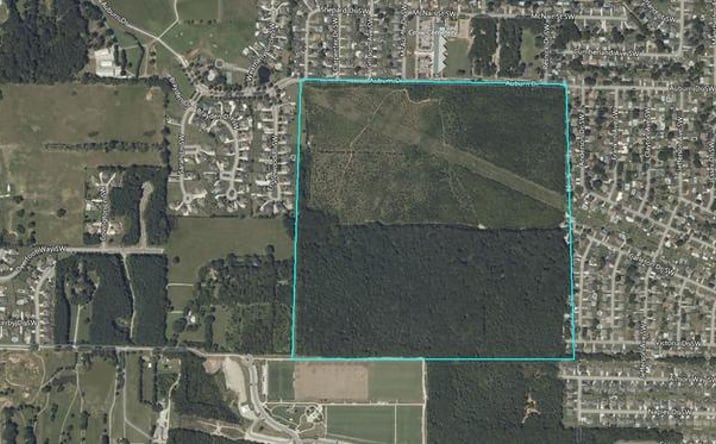 Pictures of Land property located at Auburn Dr SW, Decatur, AL 35603 for sales - image #1