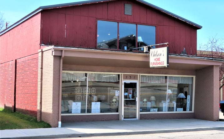 Pictures of Retail, Business for Sale property located at 231 Water St, Conneaut Lake, PA 16316 for sales - image #1