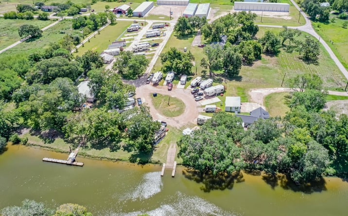 Pictures of Land property located at 234 County Rd 285, Sargent, TX 77414 for sales - image #1