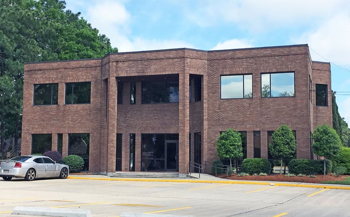 Pictures of Office property located at 2030 Dickory Ave, New Orleans, LA 70123 for sales - image #1