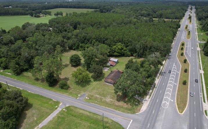Pictures of Land property located at 3154 FL-47, Lake City, FL 32025 for sales - image #1