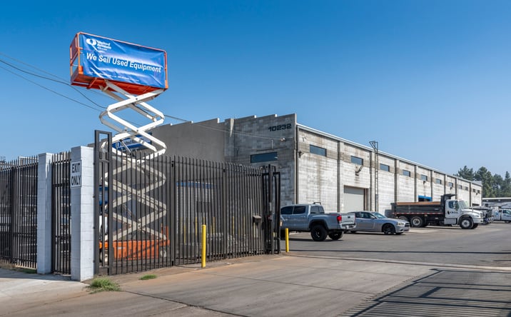 Pictures of Industrial property located at 10232 Glenoaks Blvd, Los Angeles, CA 91331 for sales - image #1