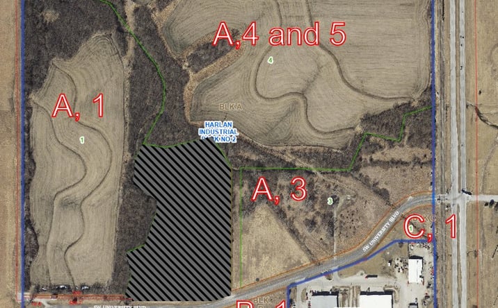 Pictures of Land property located at 402 SW University Blvd, Topeka, KS 66619 for sales - image #1