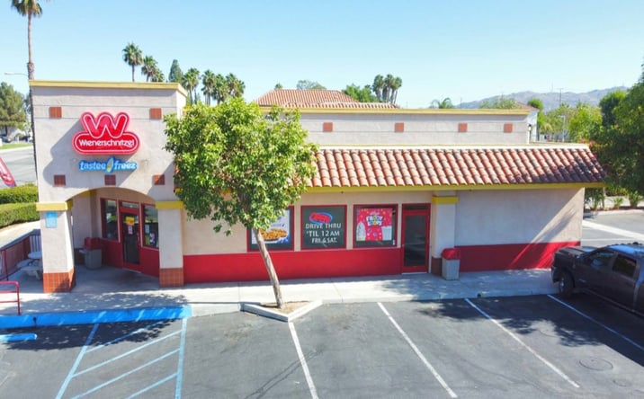 Pictures of Retail property located at 7460 Mission Grove Pkwy S, Riverside, CA 92508 for sales - image #1