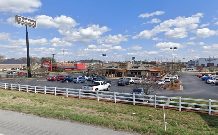 image of property at 3040 HIGHLAND POINTE DR Owensboro KY 42303-2114