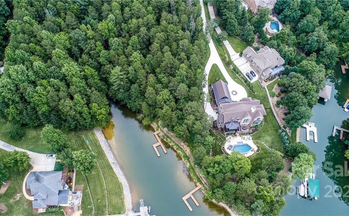 Pictures of Land property located at 152 Fox Hunt Dr, Mooresville, NC 28117 for sales - image #1