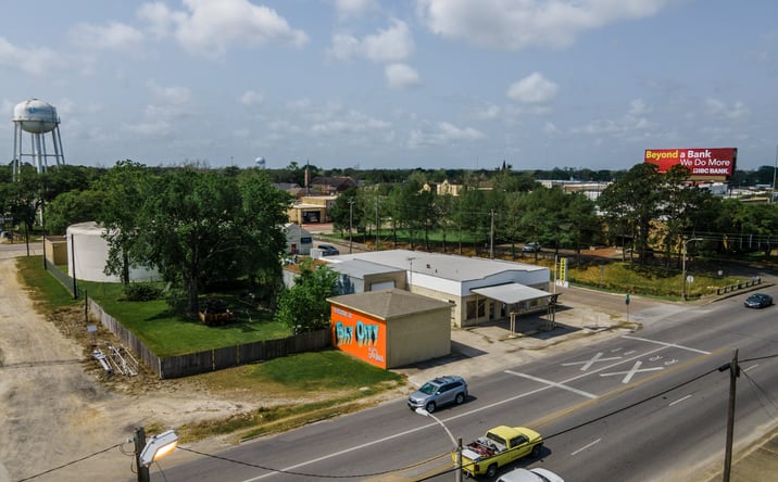 Pictures of Industrial, Retail property located at 2002 7th St, Bay City, TX 77414 for sales - image #1