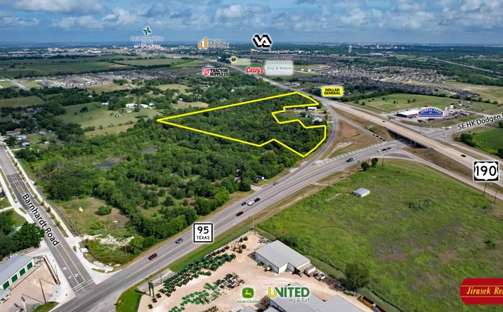 Pictures of Land property located at 21819 SE H K Dodgen Loop, Temple, TX 76504 for sales - image #1