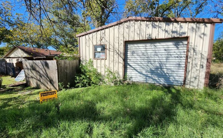 Pictures of Mixed Use, Self Storage, Special Purpose property located at 106 I St, Meridian, TX 76665 for sales - image #1