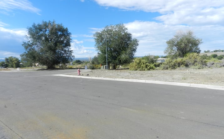 Pictures of Land property located at Hawk Pkwy, Montrose, CO 81401 for sales - image #1
