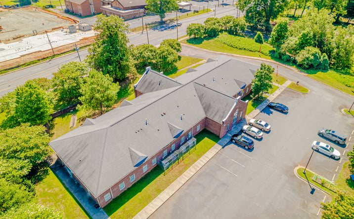 Pictures of Office property located at 721 W Sugar Creek Rd, Charlotte, NC 28213 for sales - image #1