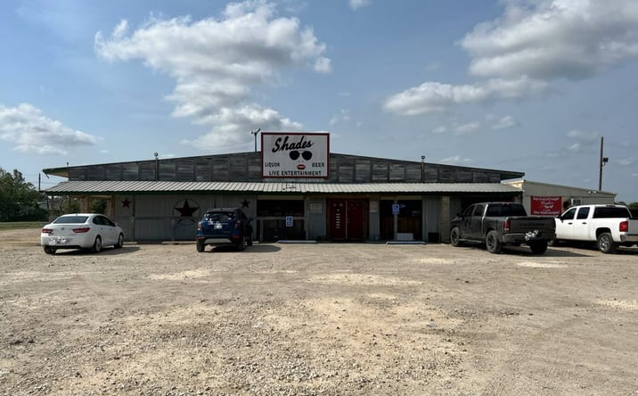 Pictures of Mixed Use, Office, Retail, Special Purpose property located at 107 12th St, Bay City, TX 77414 for sales - image #1