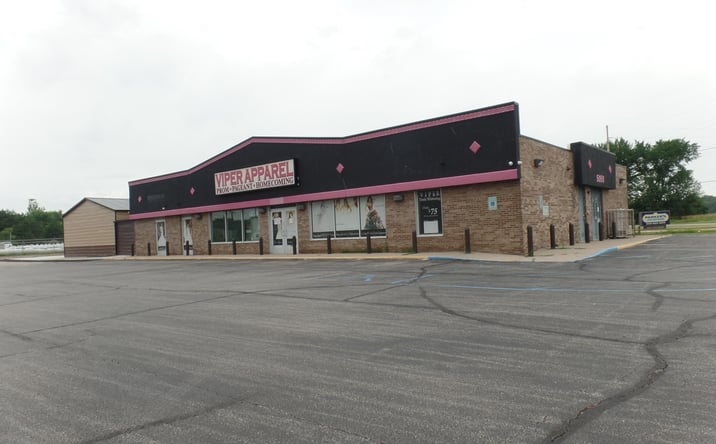 Pictures of Retail property located at 6500 Dixie Hwy, Saginaw, MI 48601 for sales - image #1