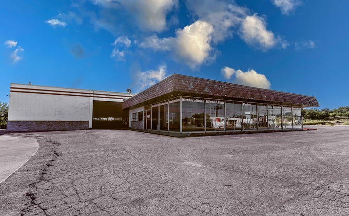 Pictures of Industrial property located at 90 US-12, Fox Lake, IL 60020 for sales - image #1